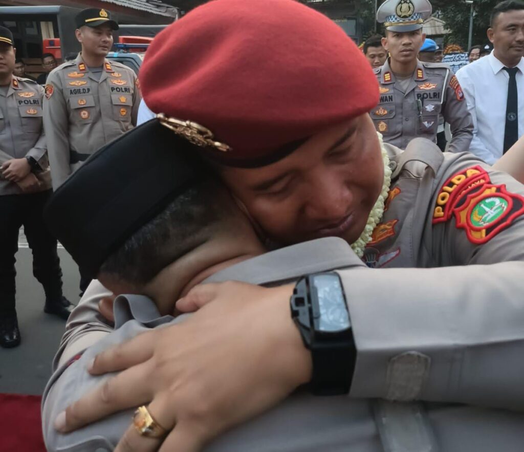 Pisah Sambut Kapolres Cilegon Berlangsung Penuh Haru dan Khidmat, Dihadiri Berbagai Tamu Undangan 2366555 1024x883