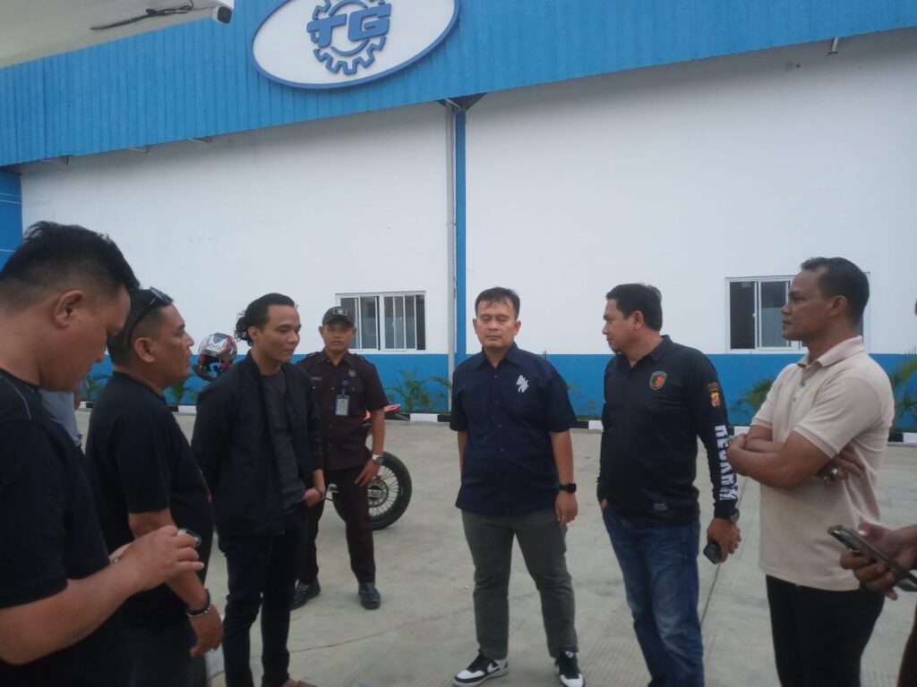 Aksi Protes Warga Talagasari Soal Rekrutmen Security Berakhir Damai Berkat Pendekatan Humanis Polsek Cikupa 2381185 1024x768