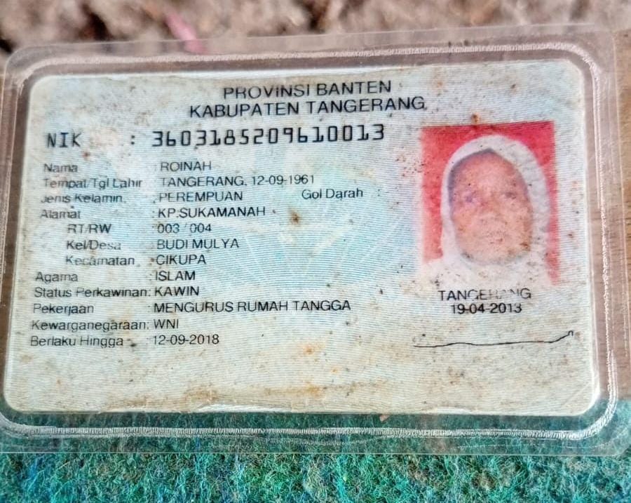 Warga Budi Mulya Cikupa, Belasan Tahun Nestapa, Sepasang Lansia Bertahan Hidup di Gubuk Reyot, Halo Pak Camat...!! 2809548