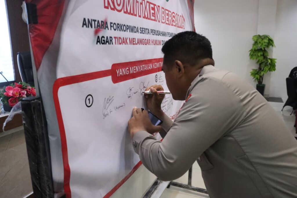 Kumpulkan Puluhan Leasing, Kapolresta Tangerang Tegaskan Larangan Tarik Kendaraan di Jalan 2819076