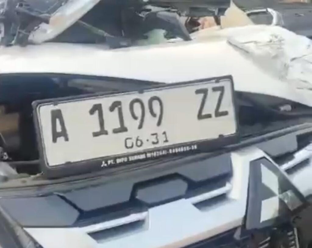 2951558