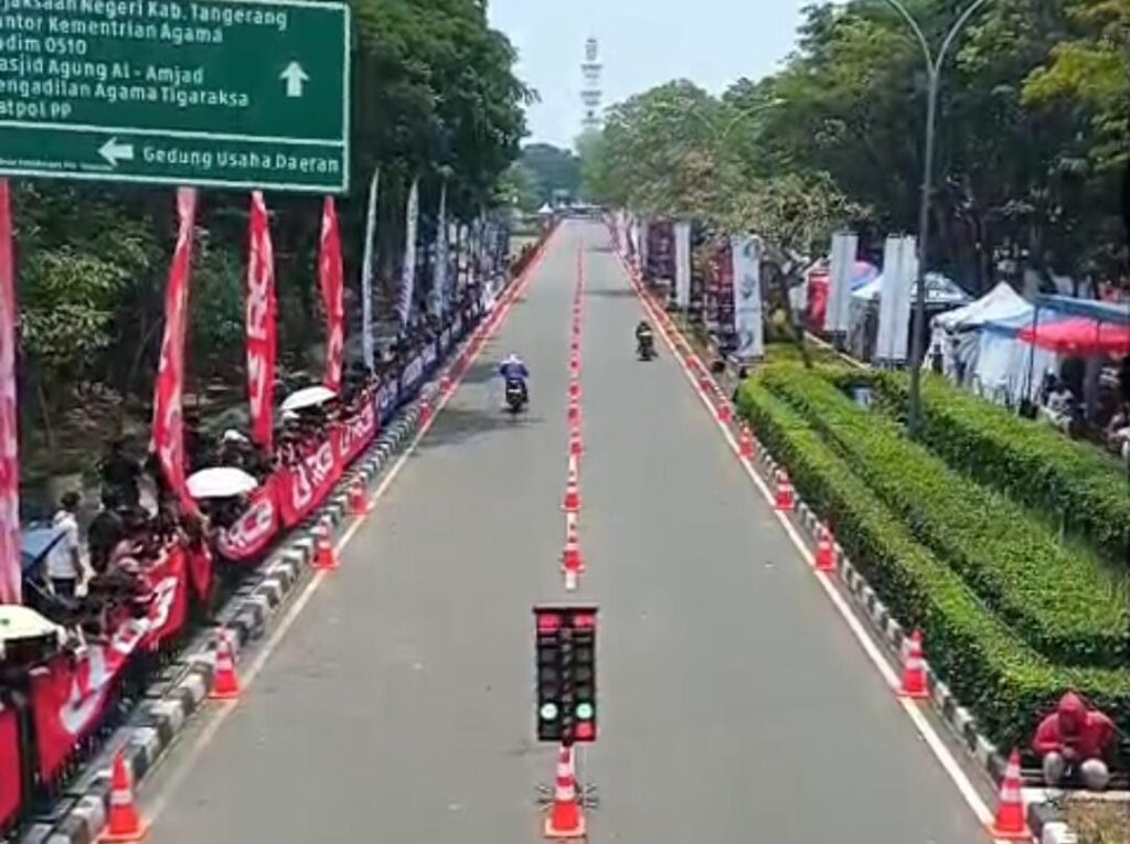 Luruskan Isu Pungli Parkir Rp50 Ribu, Panitia KNPI DragBike 2026 Tegaskan Itu Tiket Masuk Resmi & Asuransi 2 Hari 3634178
